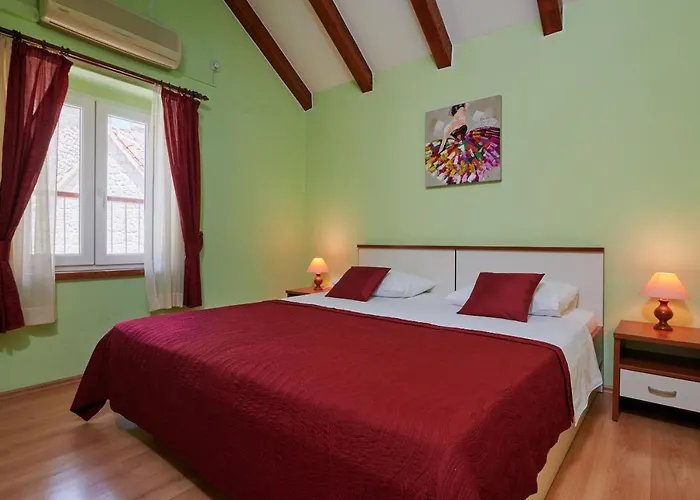 And Ivica Apartman Trogir