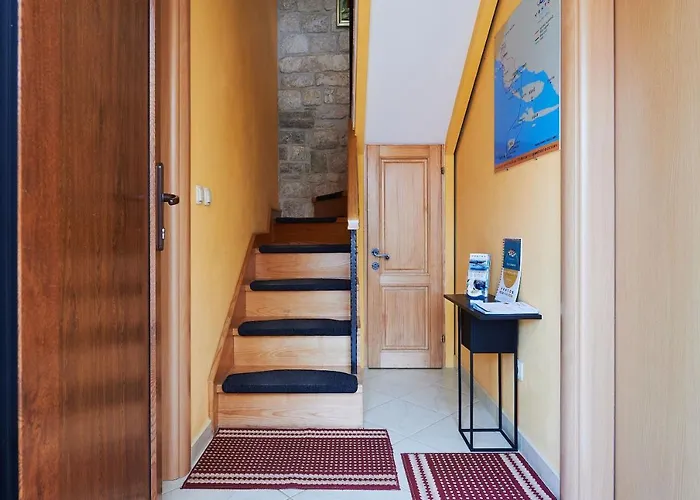 Apartman And Ivica Trogir