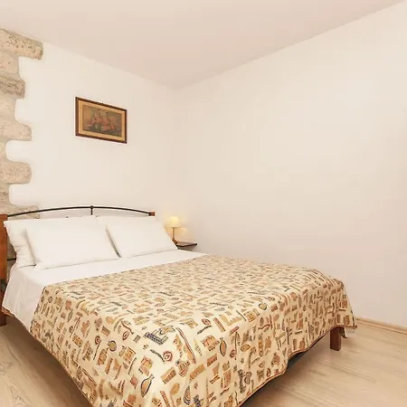 And Ivica Apartman Trogir