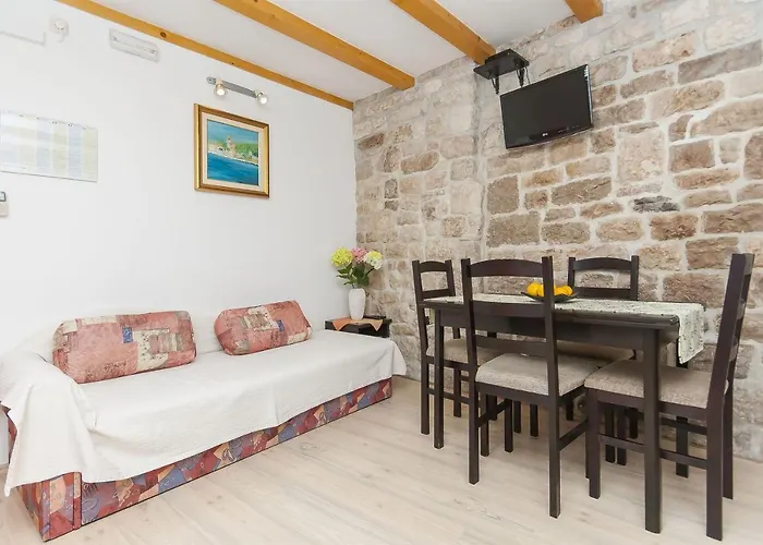 And Ivica 特罗吉尔