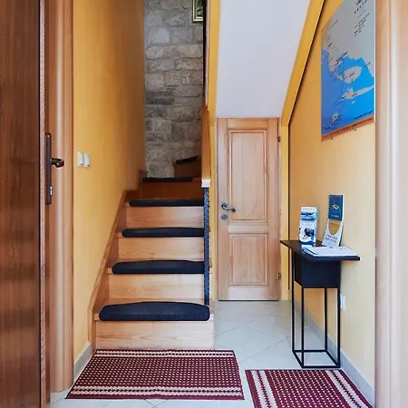 Apartman And Ivica Trogir